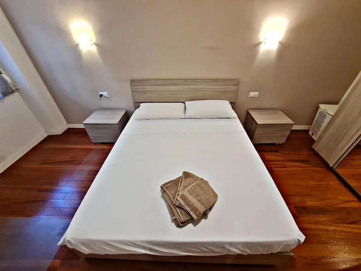 Modern Apartment Cozy Style Rome