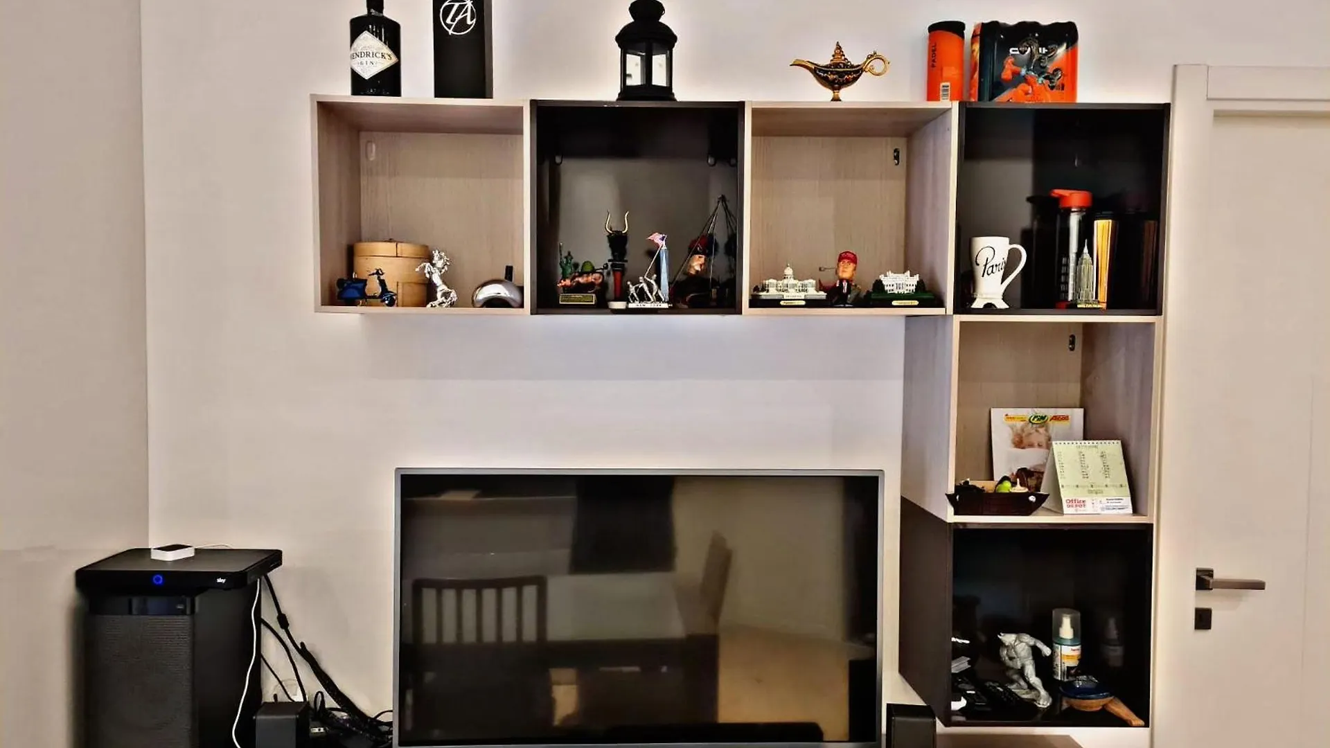 Modern Apartment Cozy Style Rome